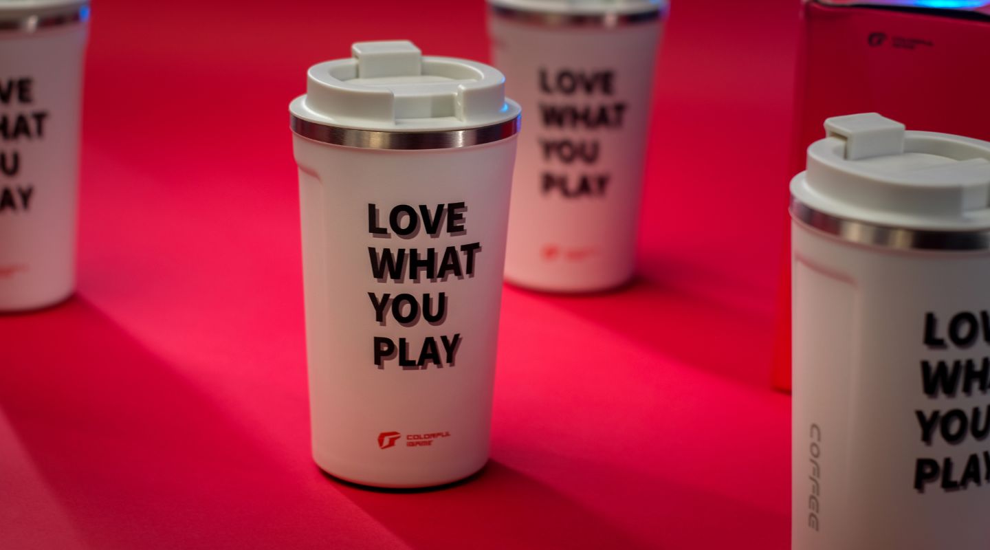 Ly giữ nhiệt Colorful iGame 500ml Limited Edition 2 ly-giu-nhiet-colorful-igame-500ml-limited-edition