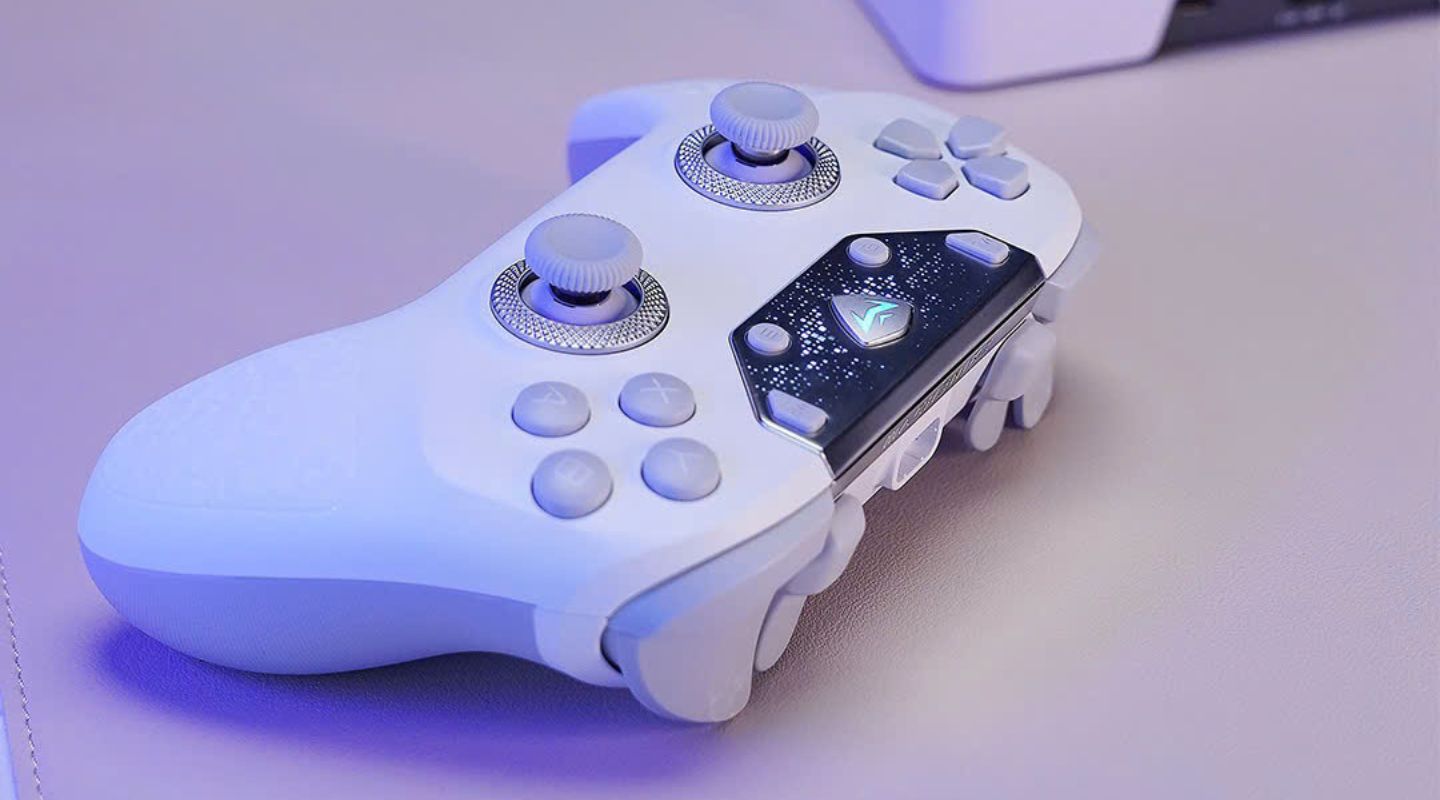 tay-cam-machenike-f1-tri-mode-3